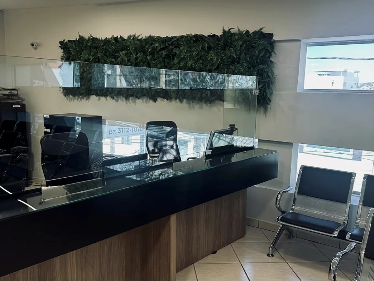Balcão de recepção da Clínica Checkup
